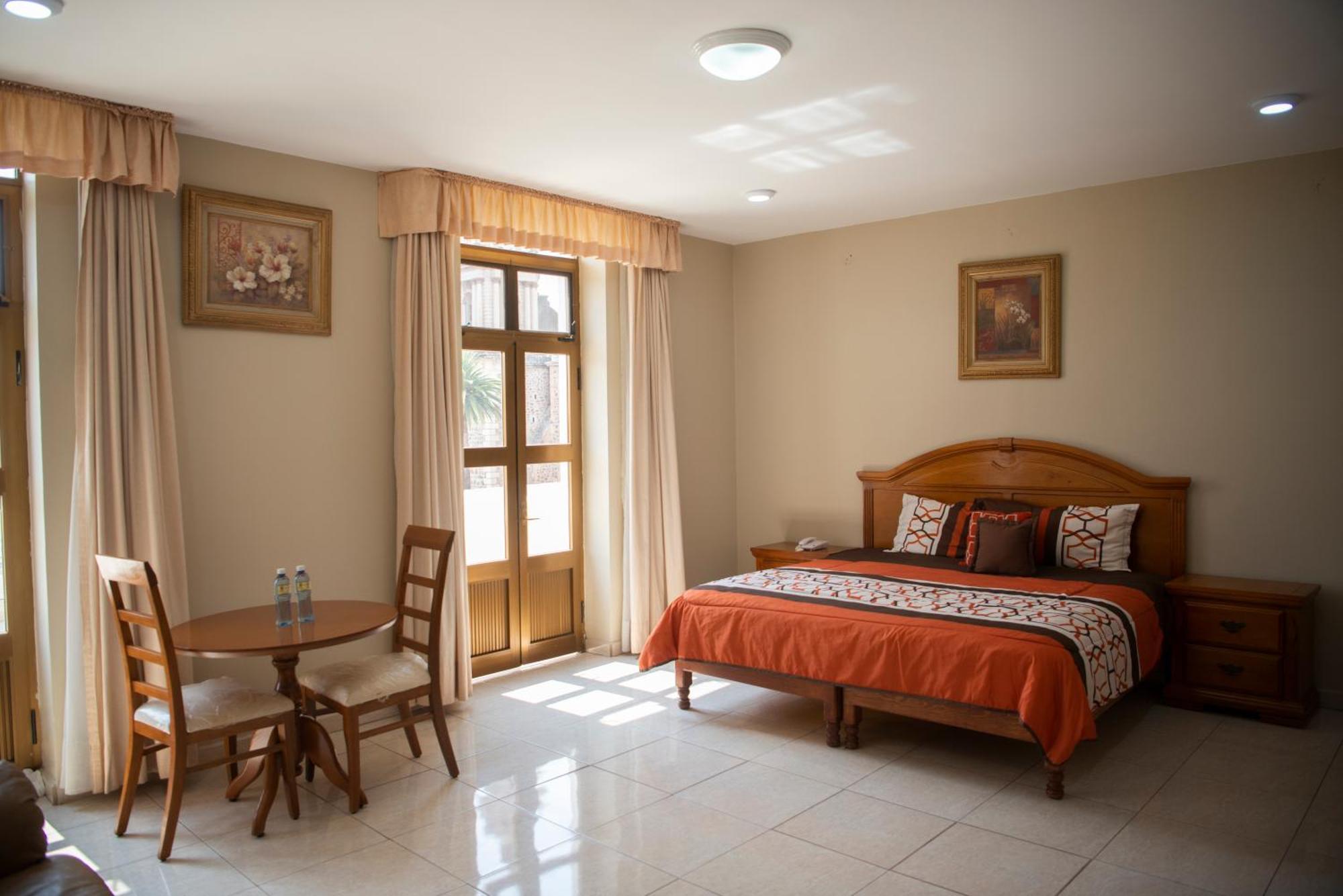 Hotel Fiesta Altena Tepatitlan de Morelos Bagian luar foto