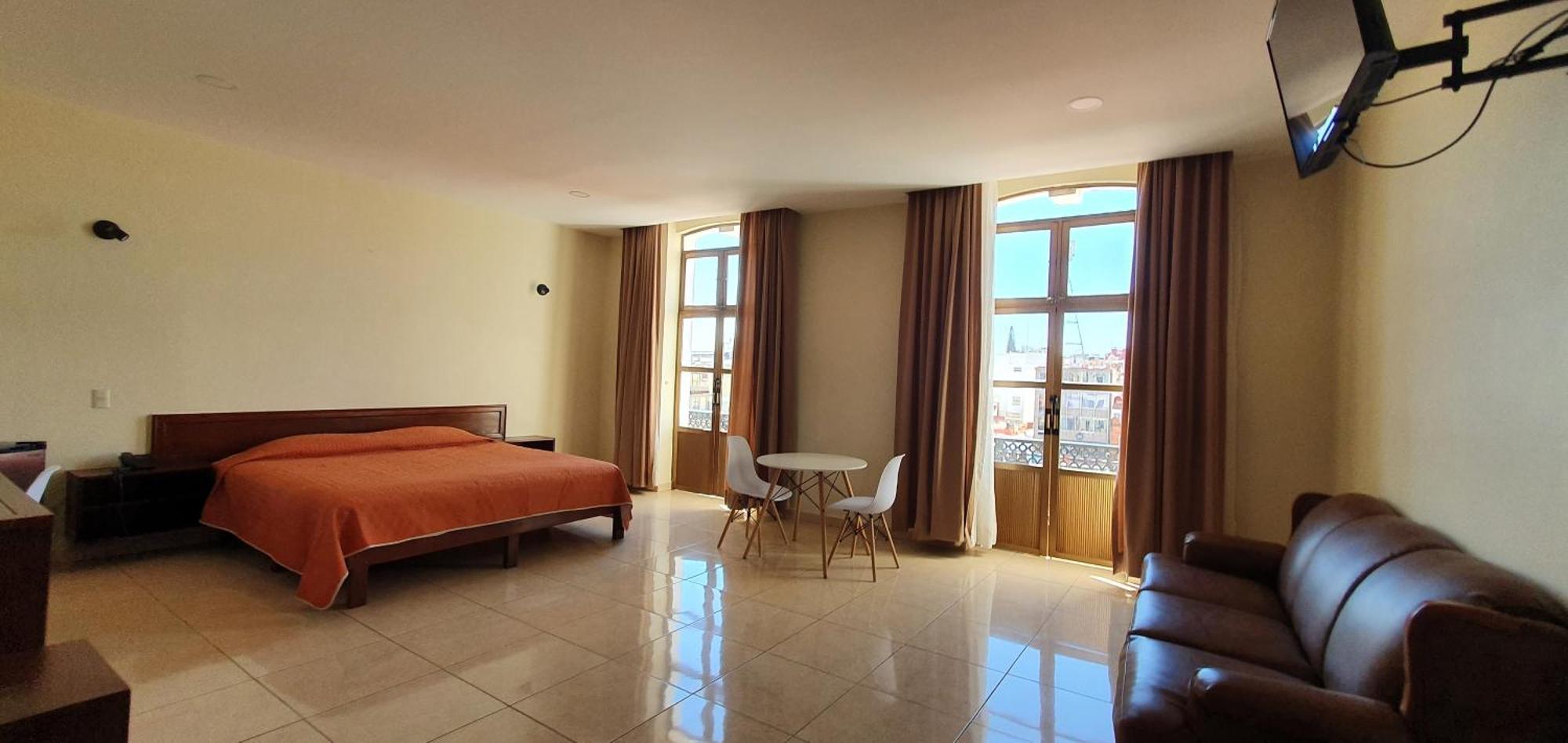 Hotel Fiesta Altena Tepatitlan de Morelos Bagian luar foto