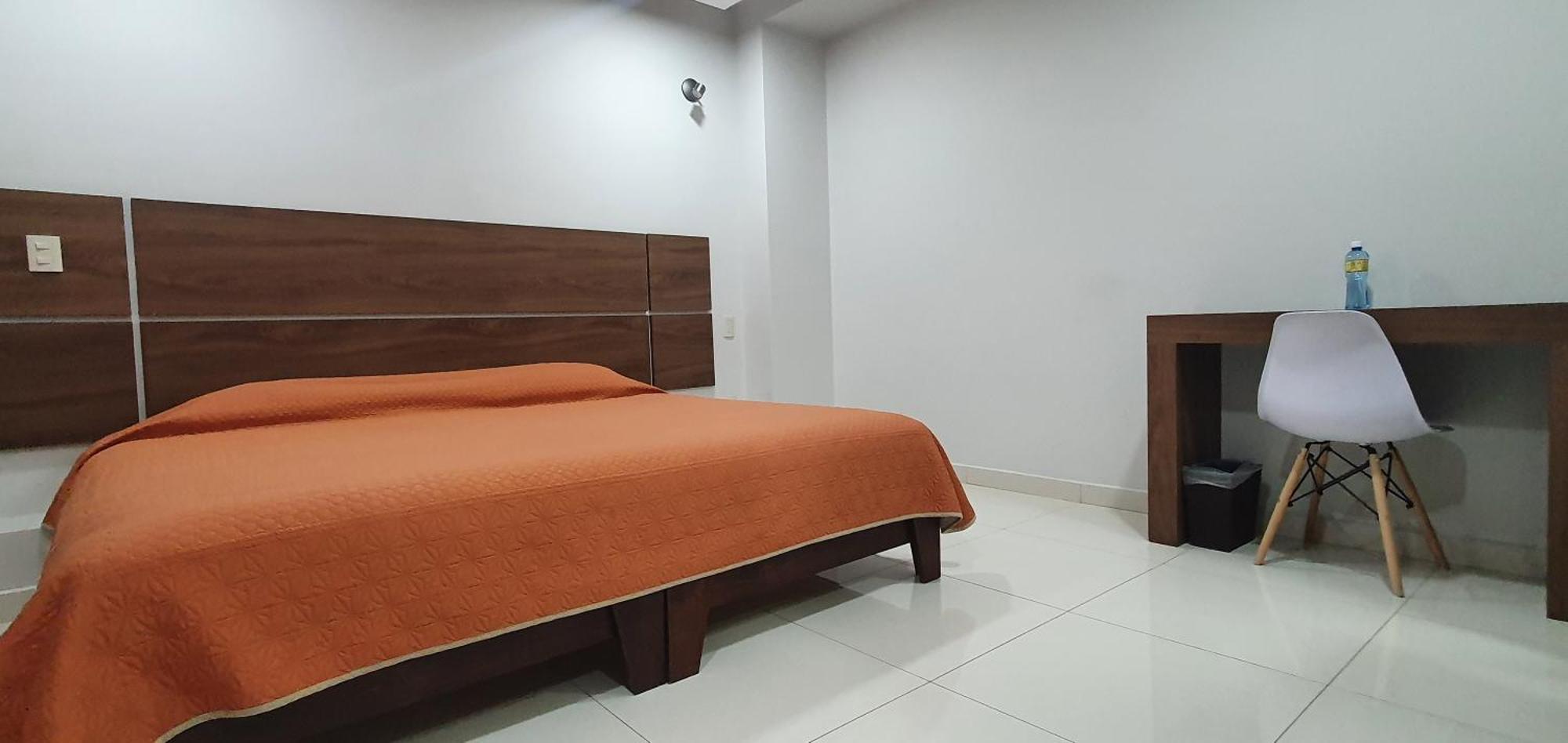 Hotel Fiesta Altena Tepatitlan de Morelos Bagian luar foto
